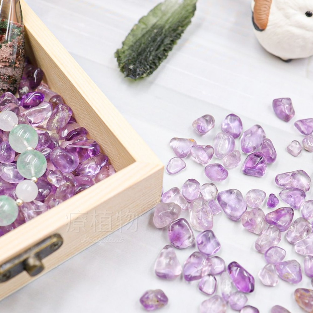 【水晶碎石】冰透紫水晶 高品 純天然 薰衣草紫水晶 水晶碎石 智慧輪 頂輪 消磁淨化 五行開運 松果體 靈性-細節圖4
