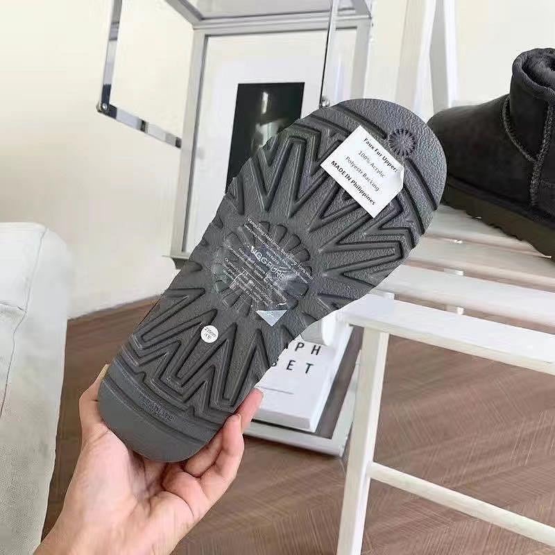 UGG mini小短筒鞋 百搭美靴👢一眼萬年 低筒筒靴 騎士靴 單靴 百搭！太顯腿細了！好棒的版型 美極了💕保暖短筒加絨-細節圖5