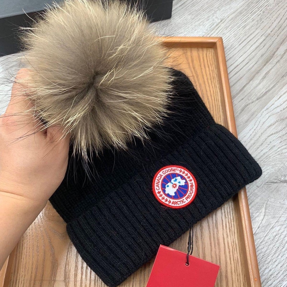 加拿大鵝 毛帽 canadagoose 羊毛繡標冷帽 加厚保暖帽針織帽百搭羊毛 毛球 毛帽 針織帽 冷帽 毛線帽 貝蕾-細節圖3