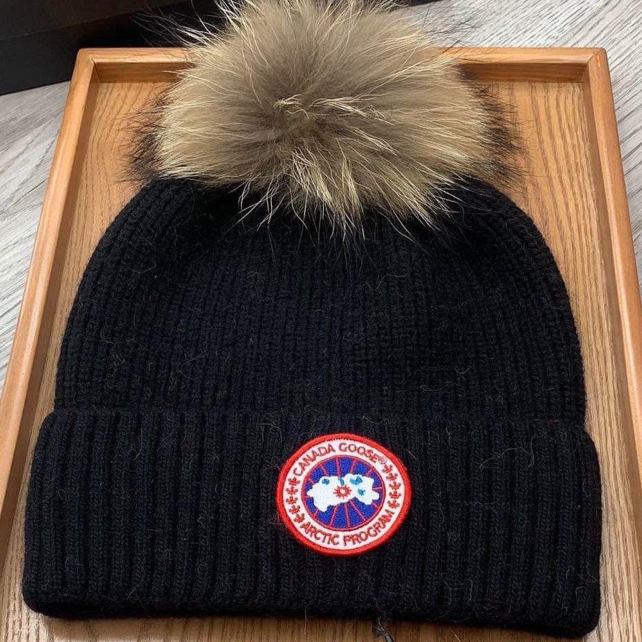 加拿大鵝 毛帽 canadagoose 羊毛繡標冷帽 加厚保暖帽針織帽百搭羊毛 毛球 毛帽 針織帽 冷帽 毛線帽 貝蕾-細節圖5