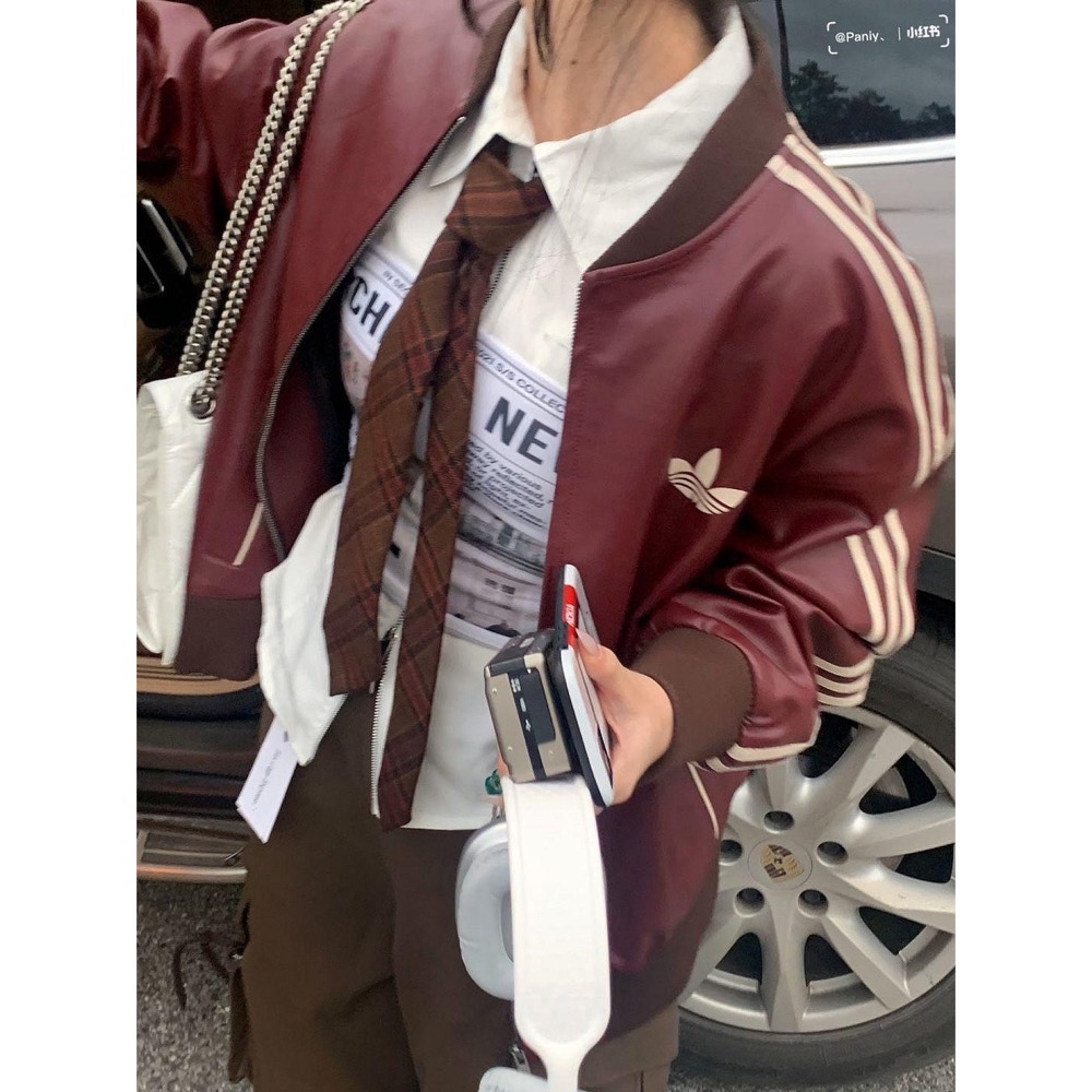 Adidas 皮衣 外套 二色都好好看 復古三葉草 實穿百搭 私留 超級喜歡💕經典三條槓美式復古棒球服外套 男女同款-細節圖8