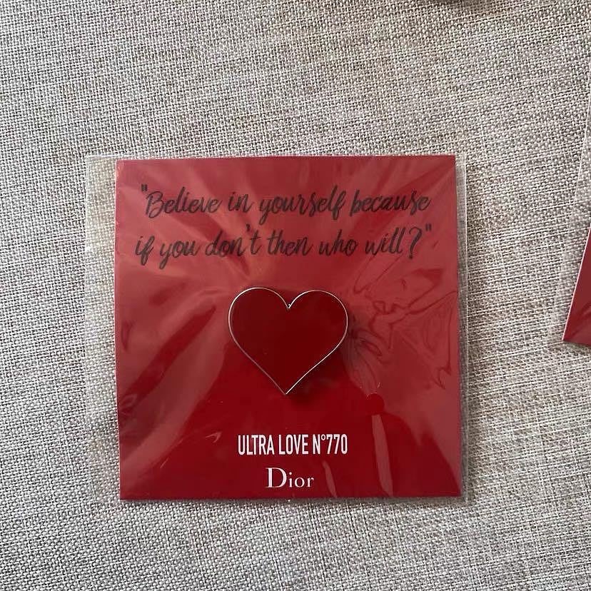 CD Dior  vip專櫃積分禮 水晶球擺件 精緻仙入必入 高級又討喜 情人節 母親節 生日禮物 送禮自用兩相宜❤️-細節圖4