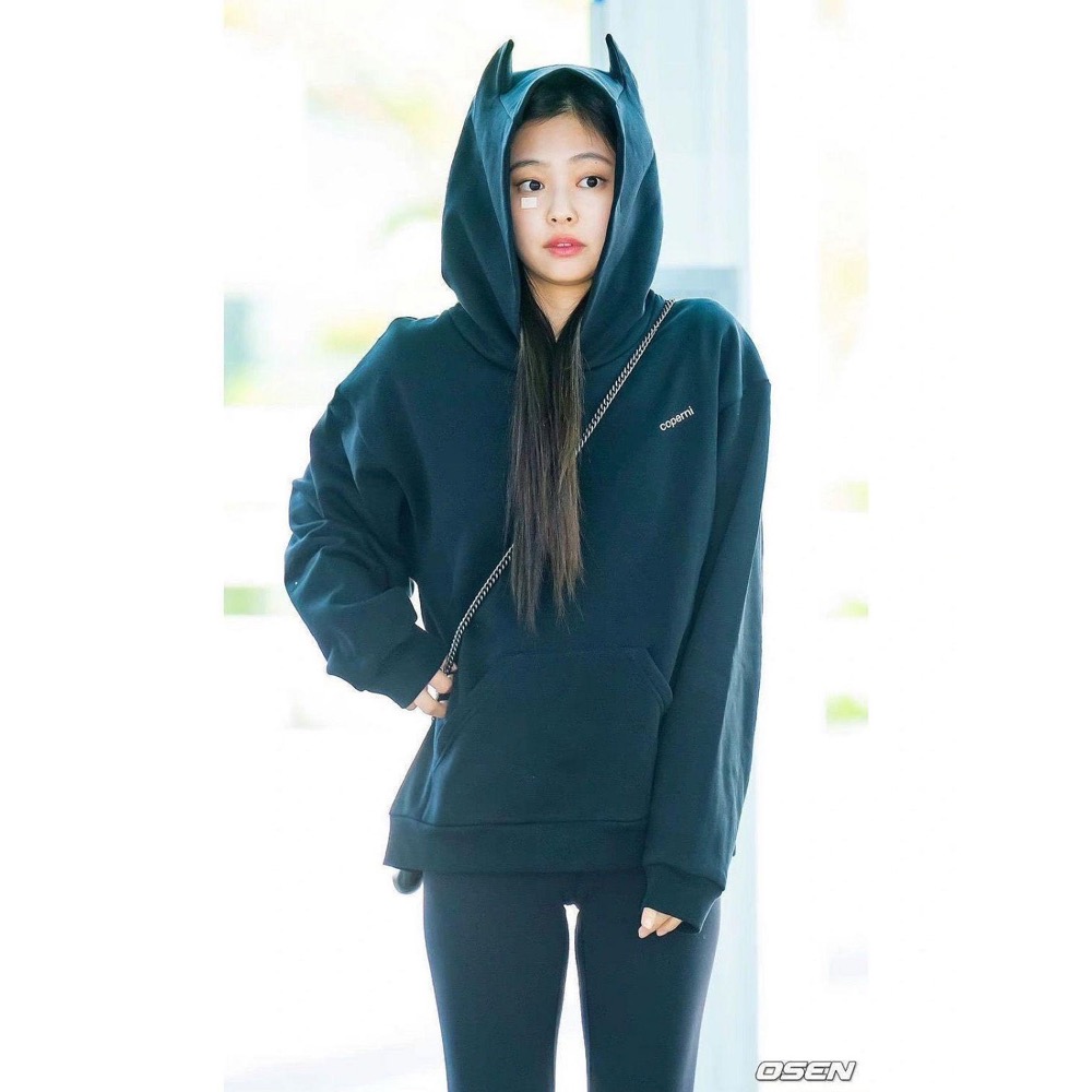Jennie同款小惡魔連帽上衣 T恤 衛衣 休閒服 歐洲COPERNI 可鹽可甜 實穿百搭有氣質❤️-細節圖3