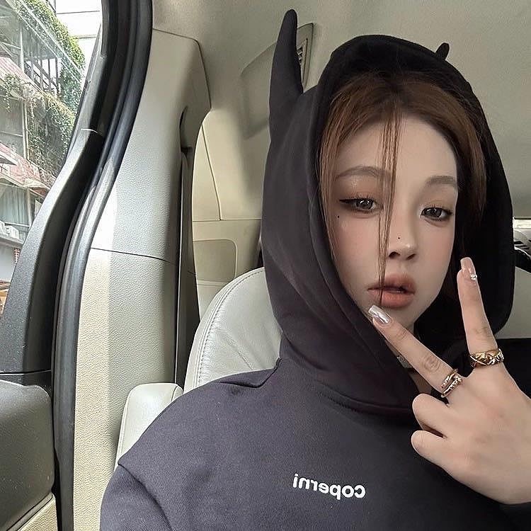 Jennie同款小惡魔連帽上衣 T恤 衛衣 休閒服 歐洲COPERNI 可鹽可甜 實穿百搭有氣質❤️-細節圖10