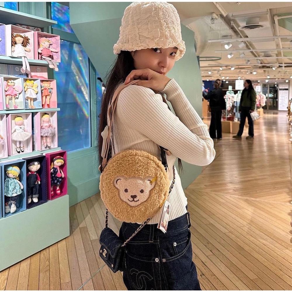 blackpink Jennie CK針織衫 白色刺繡修身針織小外套 上衣 開襟衫 基礎款百搭 永不退流行的不敗單品-細節圖3