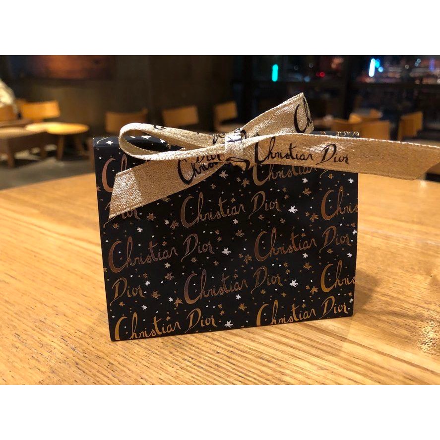 VIP 禮物 CD Dior 美妝禮品精美logo胸針-細節圖4