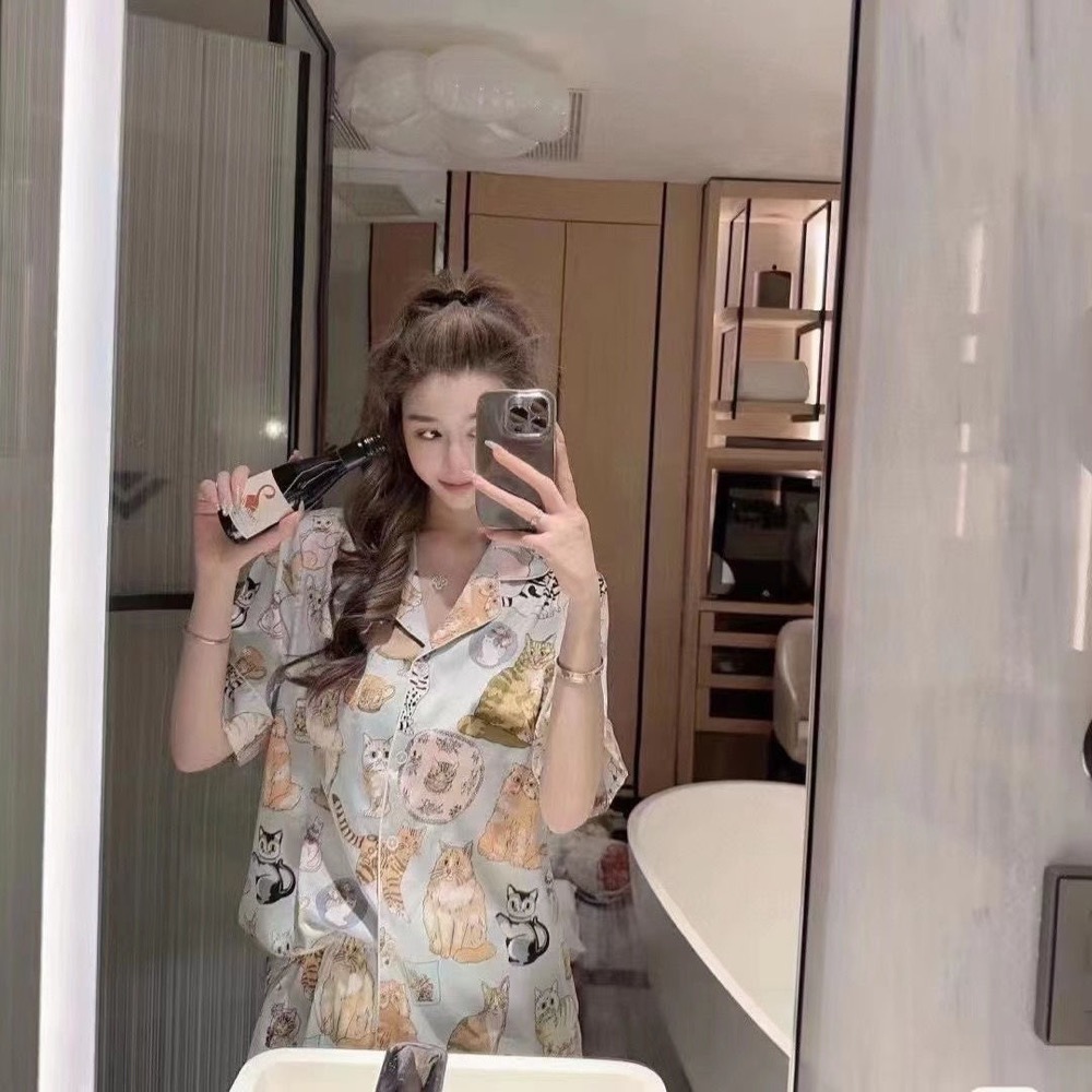 VS 維多利亞的秘密真絲綢睡衣 居家服 女星愛用款 高級舒服短袖短褲家居服套裝 我自己也超級喜歡 太舒適了-細節圖6