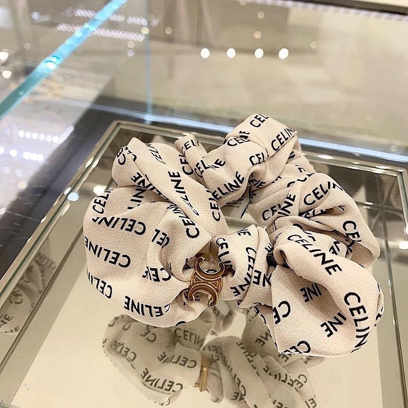 VIP漂亮禮❤️Lisa款 Celine 凱旋門大腸圈 圈 髮夾 髮飾 高級感頭飾 相當實用又美！母親節 情人節 交換禮物-細節圖6