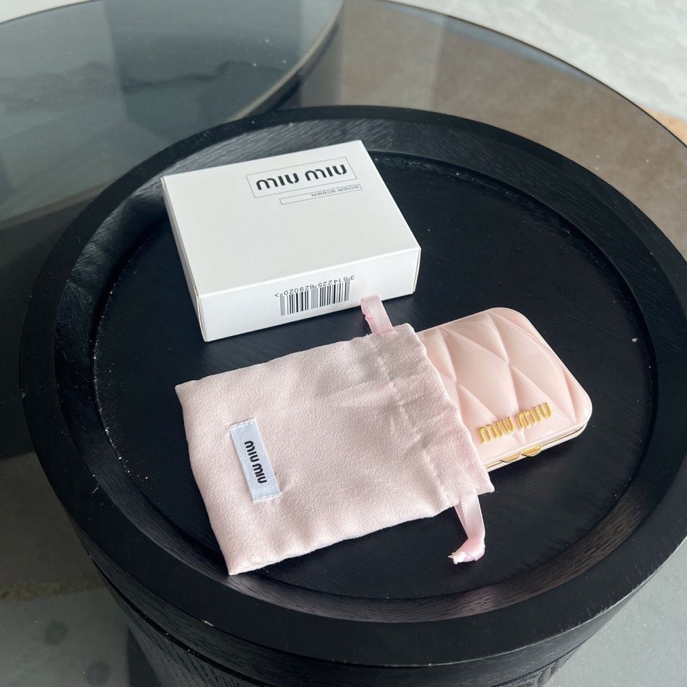Miu Miu 化妝品VIP漂亮禮❤️ 折疊化妝鏡 甜美復古便攜式隨身鏡口袋迷你雙面鏡放大鏡折疊鏡 母親節 情人節 交換禮-細節圖5