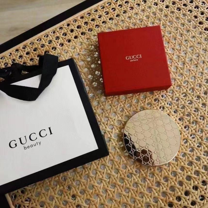 Gucci贈禮 雙面化妝鏡 鏡子 金色高顏值折疊圓鏡 便攜式小鏡子 母親節 情人節 交換禮物 聖誕禮物 生日禮物 送禮自-細節圖3