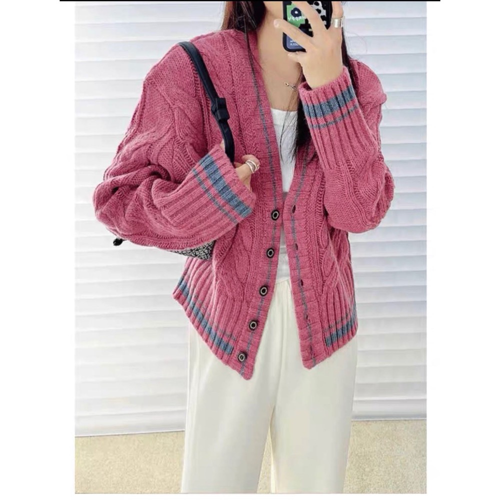 Vivienne Westwood 土星V领羊毛針織外套 小外套 黑白撞色麻花毛衣 溫馨溫柔感滿滿❤️-細節圖5