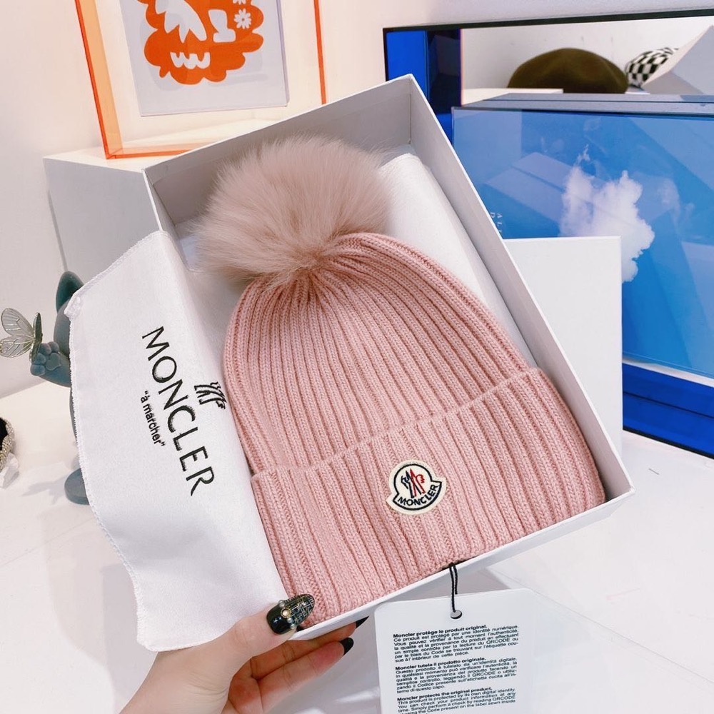 Moncler 口愛羊毛 毛球 毛帽 針織帽 冷帽 毛線帽 貝蕾 寬緣所以超級顯小臉！送禮自用兩相宜❤️-細節圖4