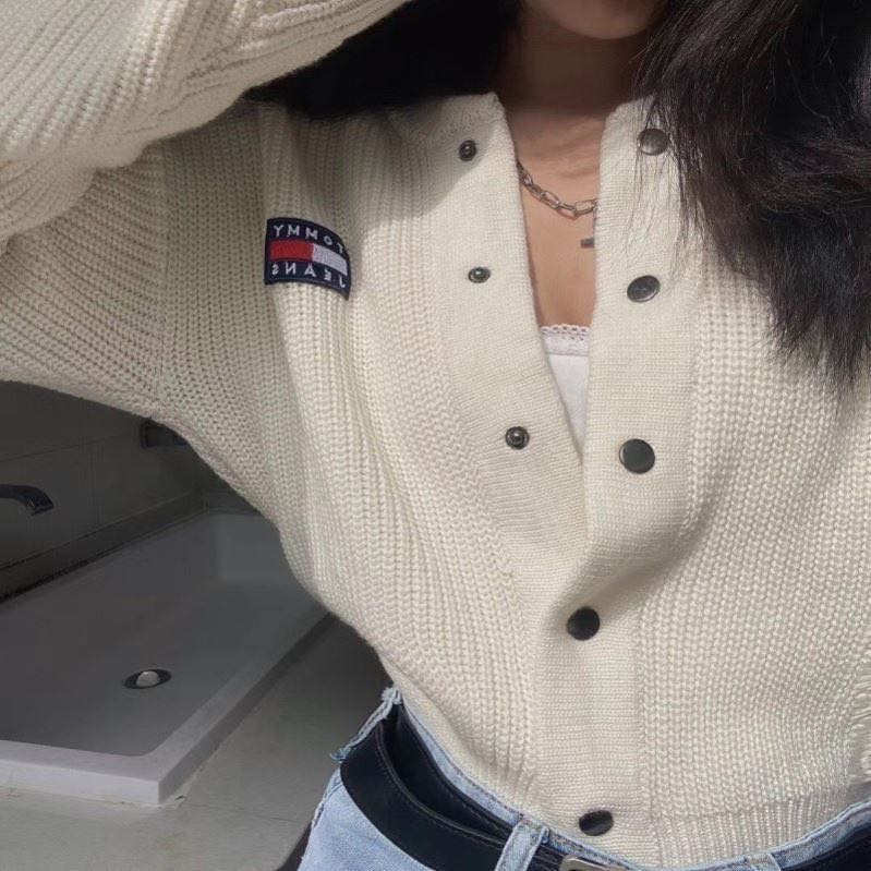 Tommy 修身短版慵懶外套 針織衫 小外套 經典百搭 鏤空 溫柔小性感 毛衣  SML(肩50/53/56cm)-細節圖4