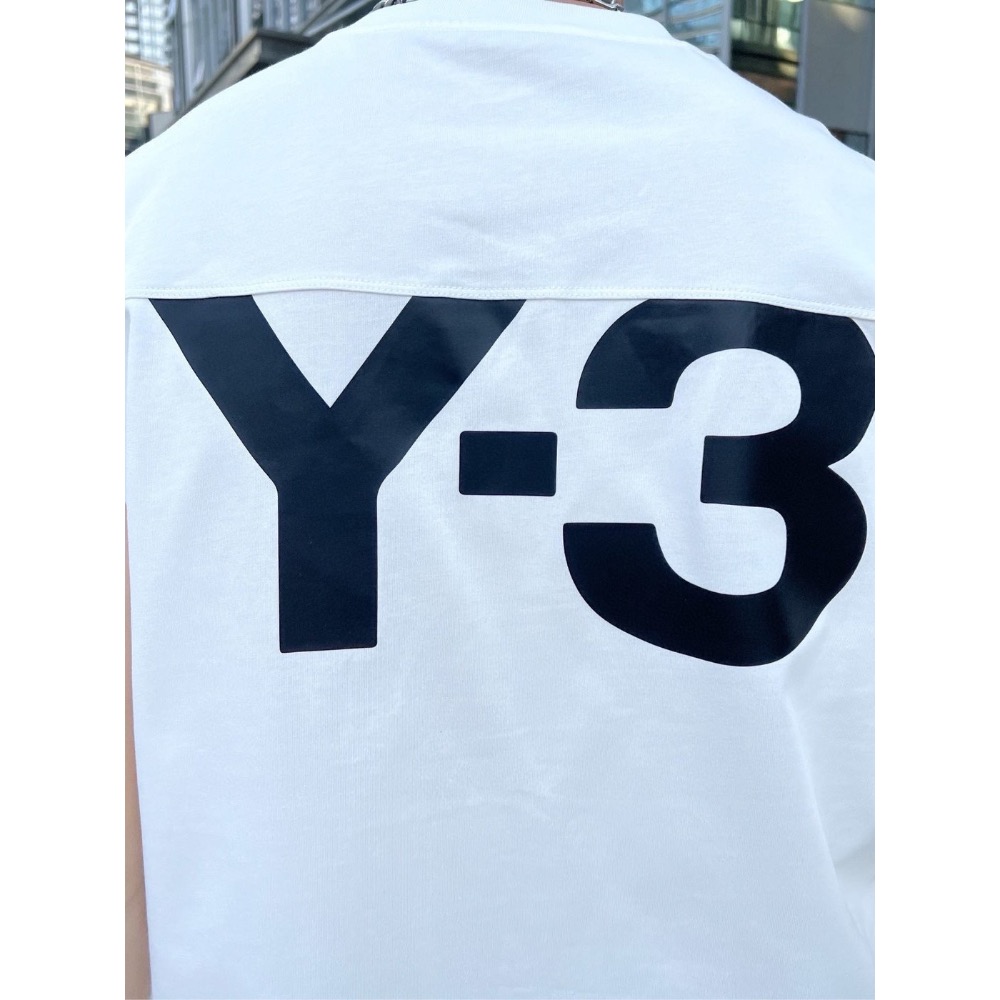 Y3 新款印花背心 上衣，32S雙紗純棉前幅logo撞色切燙3MM厚度的特製材質➕後幅黑色油墨印花  後幅的分割設計➕袖-細節圖6