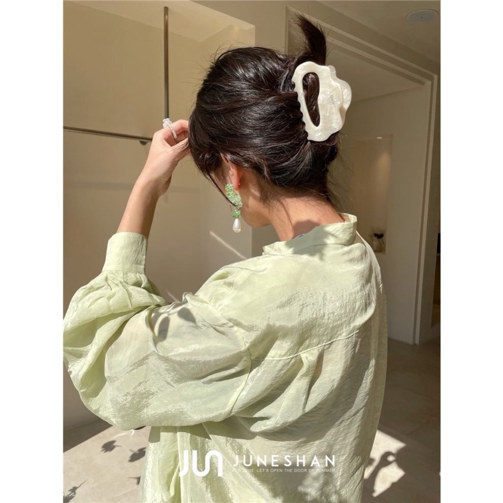 YVMIN 趙露思同款鯊魚夾 抓㚒 髮夾 光澤好美 自然流線 抓力強 大發量發夾 小發量發都ok❤️-細節圖3