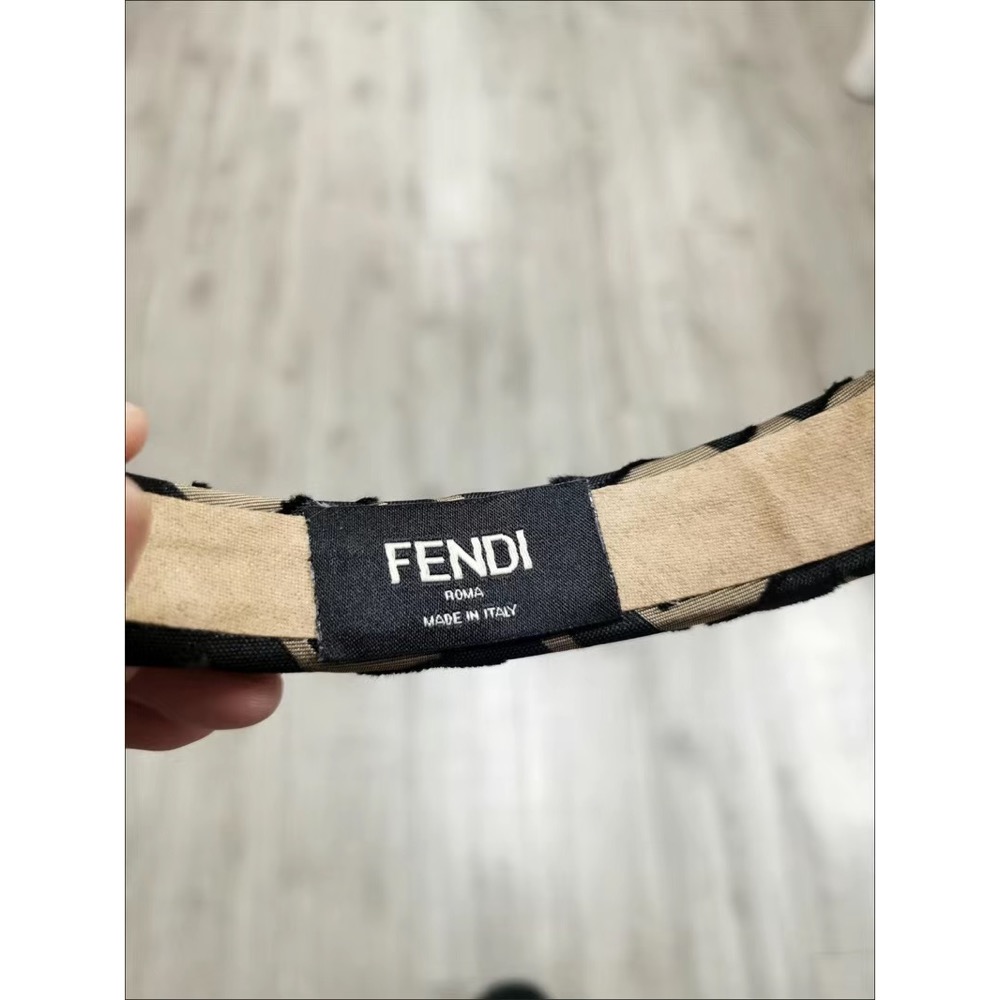 Fendi 芬迪經典FF 髮箍髮飾 美妝贈品vip漂亮禮 百搭時尚復古 母親節 情人節 交換禮物 聖誕禮物 生日禮物 送-細節圖4