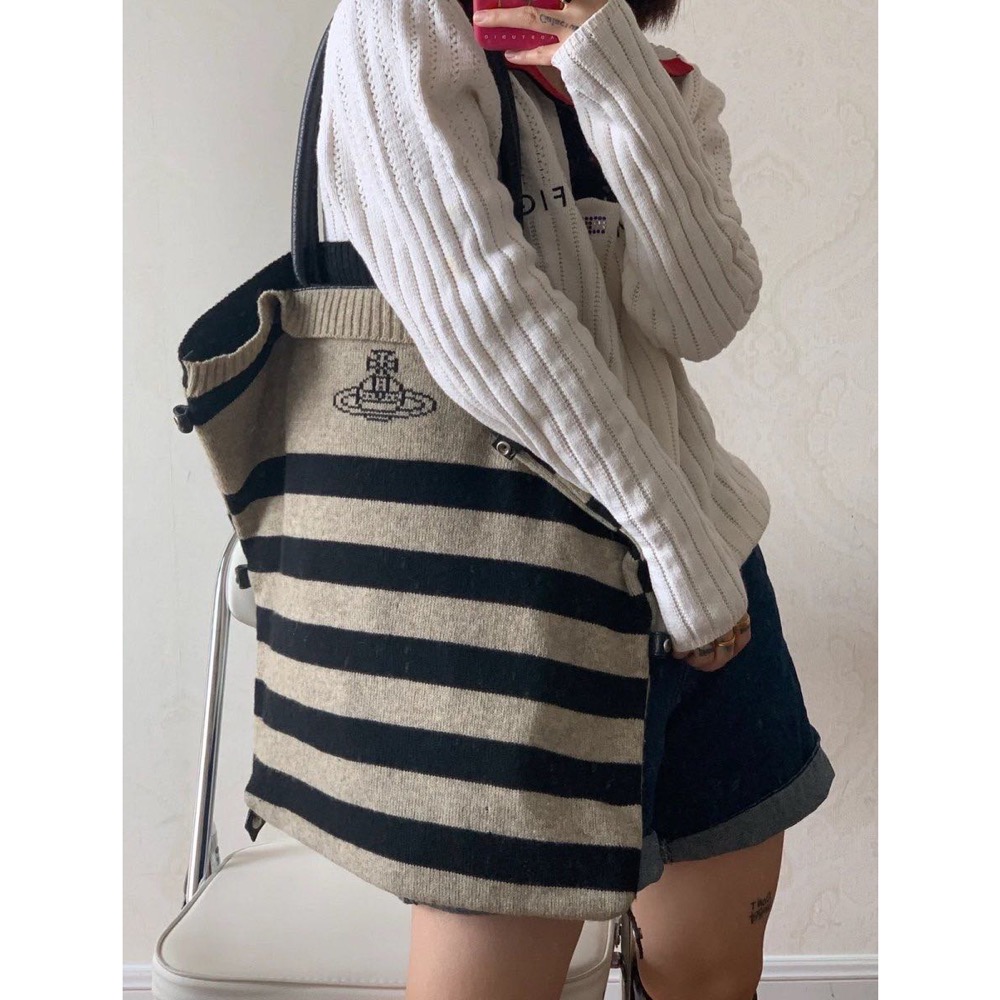 日本Vivienne Westwood 西太后 經典龐克奶奶，羊毛針織 托特包 輕便購物袋 肩背包，可折疊大容量
