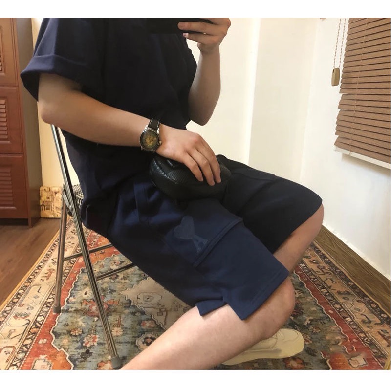 AMI 愛心短褲 休閒褲 經典桃心刺繡 顯瘦運動衛褲 休閒中褲 五分褲 顏色都好好看！男女同款-細節圖4