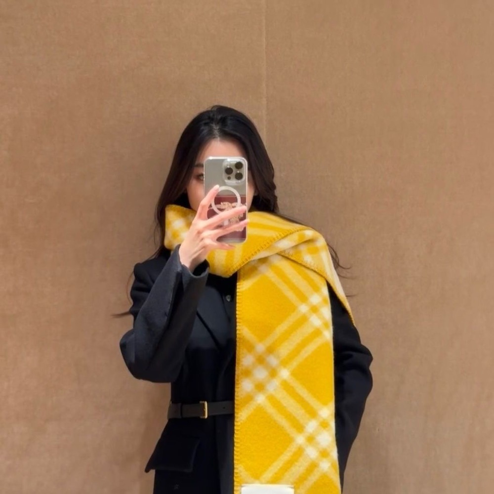 BURBERRY連帽圍巾  經典款羊絨帽子圍巾 全智賢同款 永恆經典 百搭 值得珍藏 私留❤️❤️暖心禮❤️-細節圖4