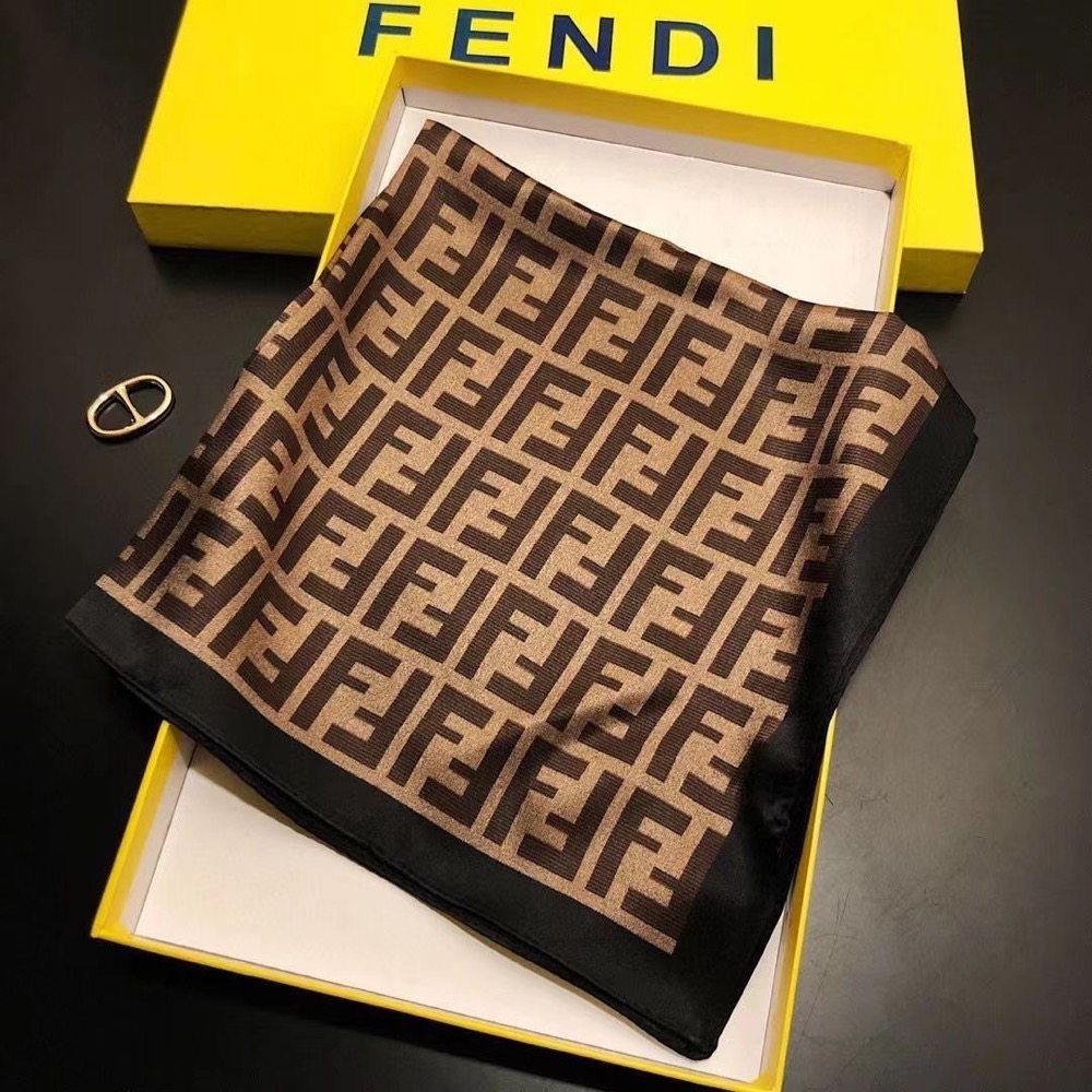 VIP漂亮禮❤️Fendi 芬迪 方巾絲巾長條領巾披肩 好氣質真絲 百搭護頸 薄款圍巾實用又美！母親節 情人節 交換禮物-細節圖8