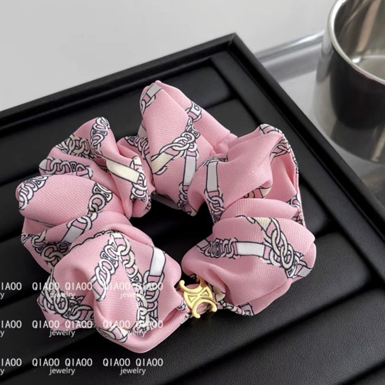 VIP漂亮禮❤️Lisa款 Celine 凱旋門大腸圈 圈 髮夾 髮飾 高級感頭飾 相當實用又美！母親節 情人節 交換禮物-細節圖5