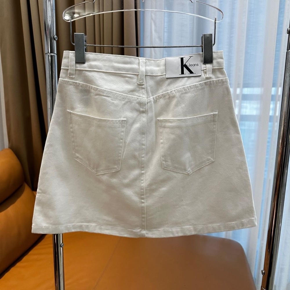 CK 牛仔短裙 Jennie金智妮同款 白色牛仔裙 經典百搭 清爽有氣質 私留 推！-細節圖7