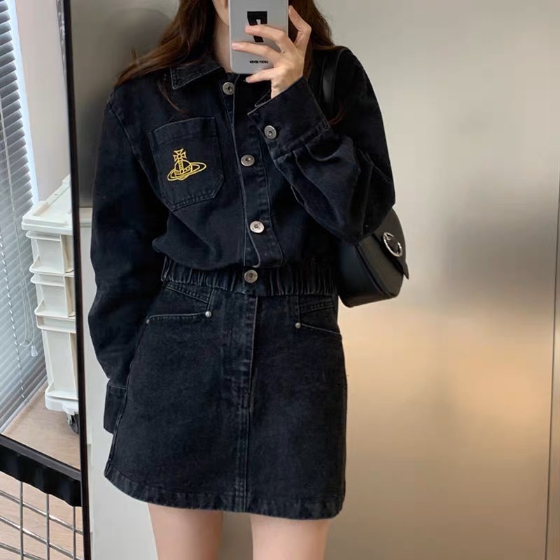 Vivienne Westwood 牛仔短裙 牛仔外套復古夾克 百搭短裙 經典土星刺繡短款外套 清爽有氣質 私留 推！-細節圖6