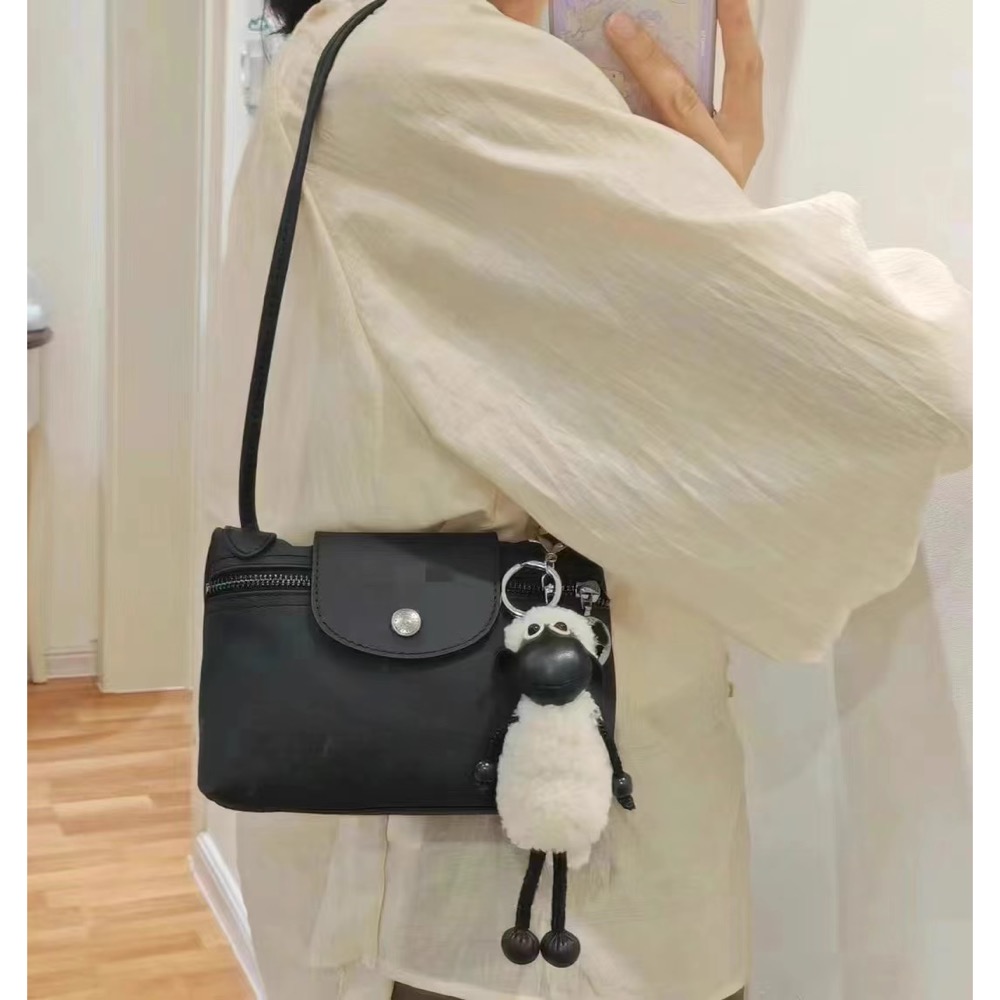 LongChamp 斜背肩背包 手提包 法國飯盒包 麻將包 牛皮單肩斜挎包 休閒時尚迷你真皮信封包 實用好可愛真漂亮啊❤️-細節圖10