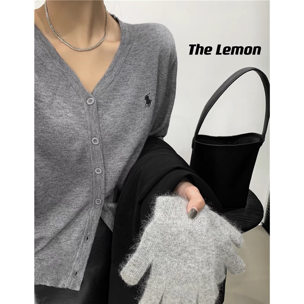RL polo 針織外套 好氣質溫柔小外套，經典小馬刺繡，薄款修身V领上衣，百搭很推👍  ✔國際運送約十幾天，可以等待再-細節圖6