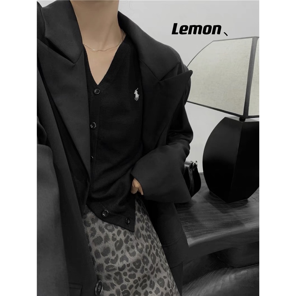 RL polo 針織外套 好氣質溫柔小外套，經典小馬刺繡，薄款修身V领上衣，百搭很推👍  ✔國際運送約十幾天，可以等待再-細節圖7