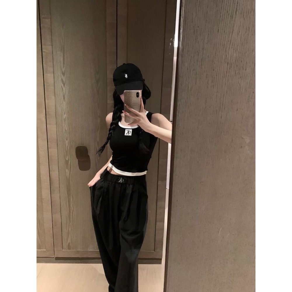 CK 套裝 背心 休閒褲 長褲 經典品牌刺繡  高級傭懶 附胸墊彈力背心 鬆緊腰貼標兩件套 氣質休閒套裝  一套各250-細節圖2