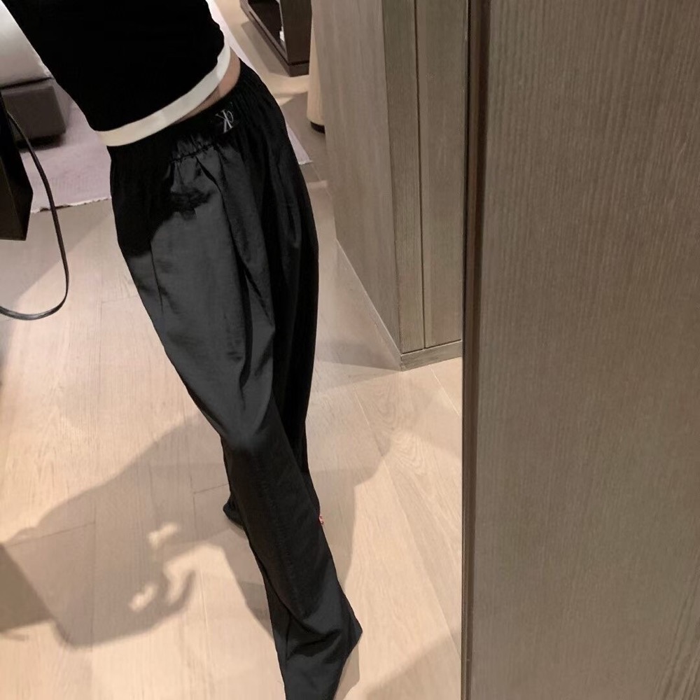 CK 套裝 背心 休閒褲 長褲 經典品牌刺繡  高級傭懶 附胸墊彈力背心 鬆緊腰貼標兩件套 氣質休閒套裝  一套各250-細節圖5