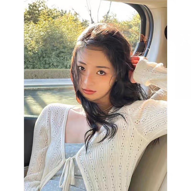 Vivienne Westwood 針織外套 小外套 圓領鏤空荷葉邊長袖針織衫 俏皮甜美也優雅長袖外套   一個源自英國-細節圖7