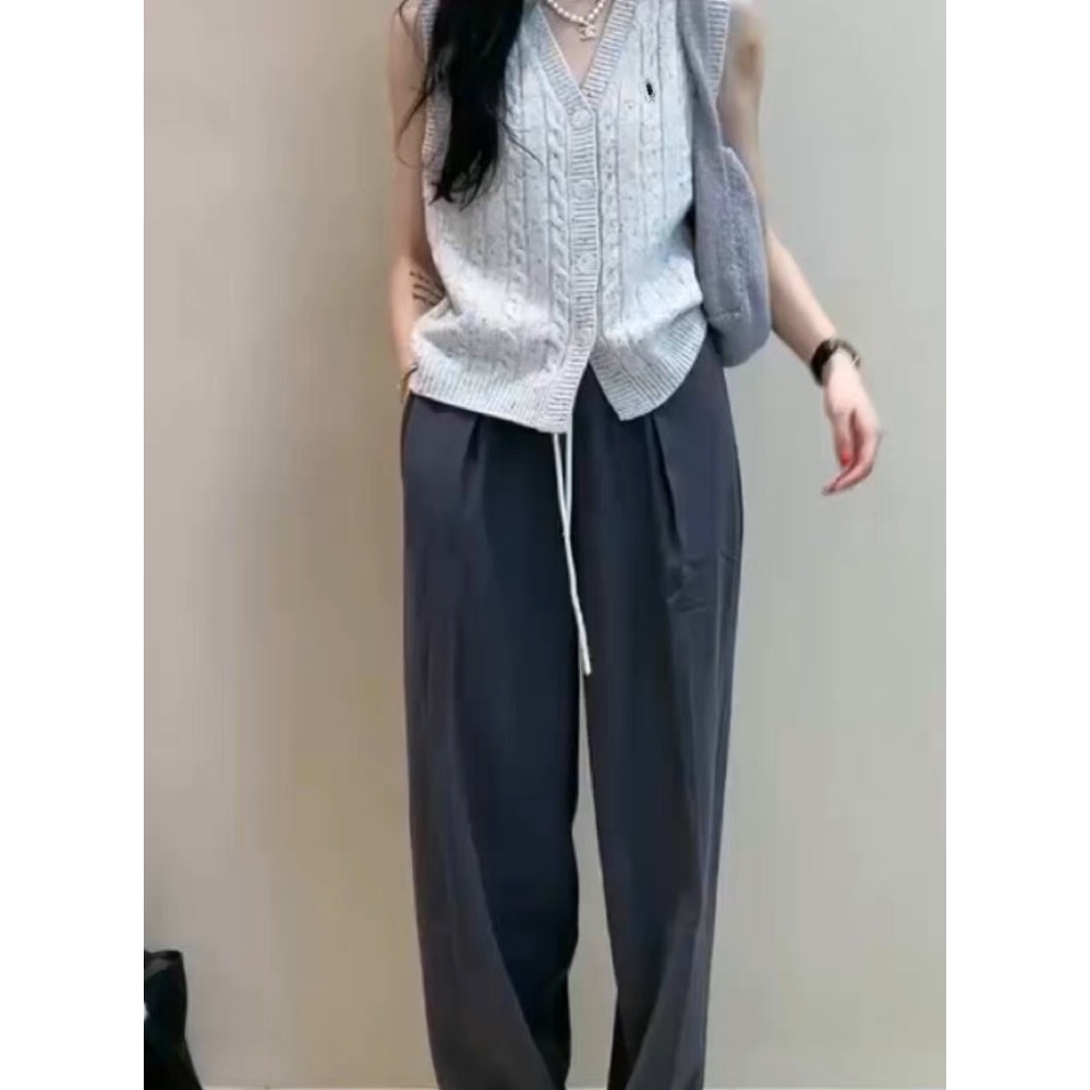 L polo 背心外套 馬甲 針織背心 毛衣 上衣 經典修身版絞花編結棉針織衫馬甲，經典款，太韓了，顏色都太好看了！氧氣-細節圖8