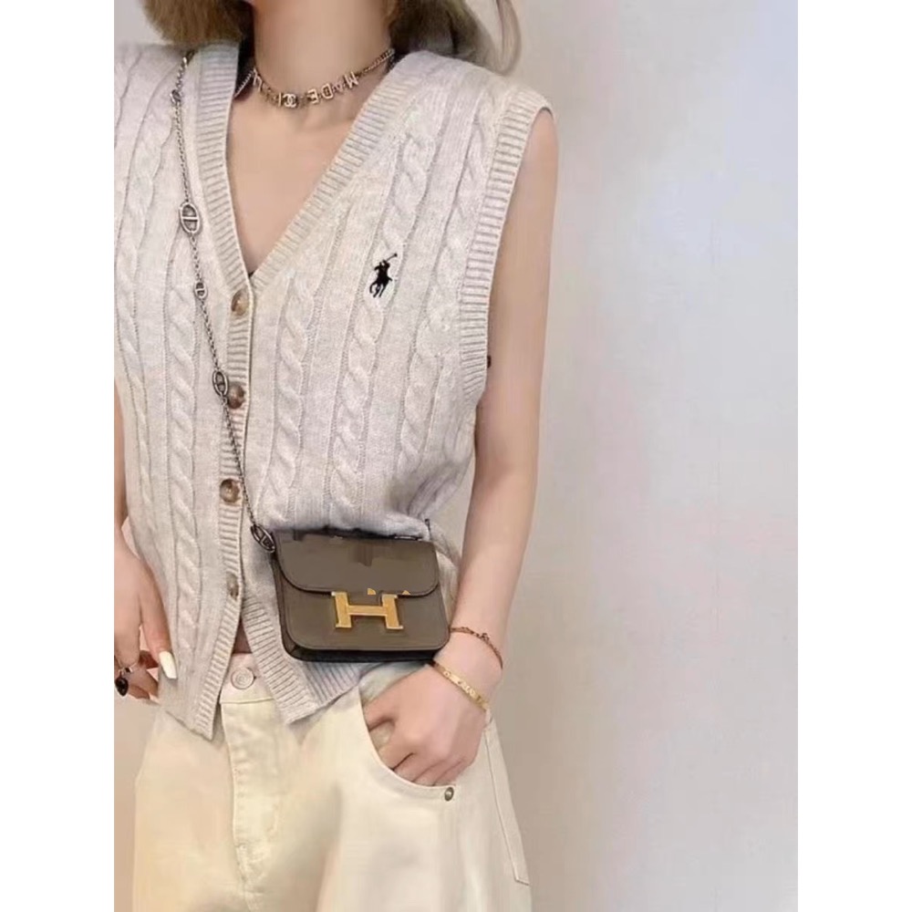 L polo 背心外套 馬甲 針織背心 毛衣 上衣 經典修身版絞花編結棉針織衫馬甲，經典款，太韓了，顏色都太好看了！氧氣-細節圖9