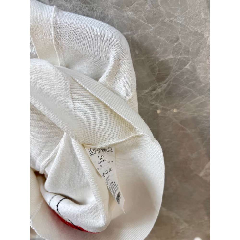 Vivienne Westwood 針織外套 小外套  經典土星標識好氣質英倫針織開衫 極簡土星幾何印花V領針織外套-細節圖6