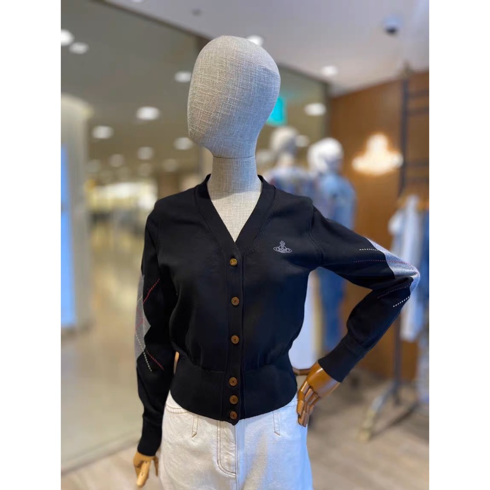 Vivienne Westwood 針織外套 小外套  經典土星標識好氣質英倫針織開衫 極簡土星幾何印花V領針織外套-細節圖7