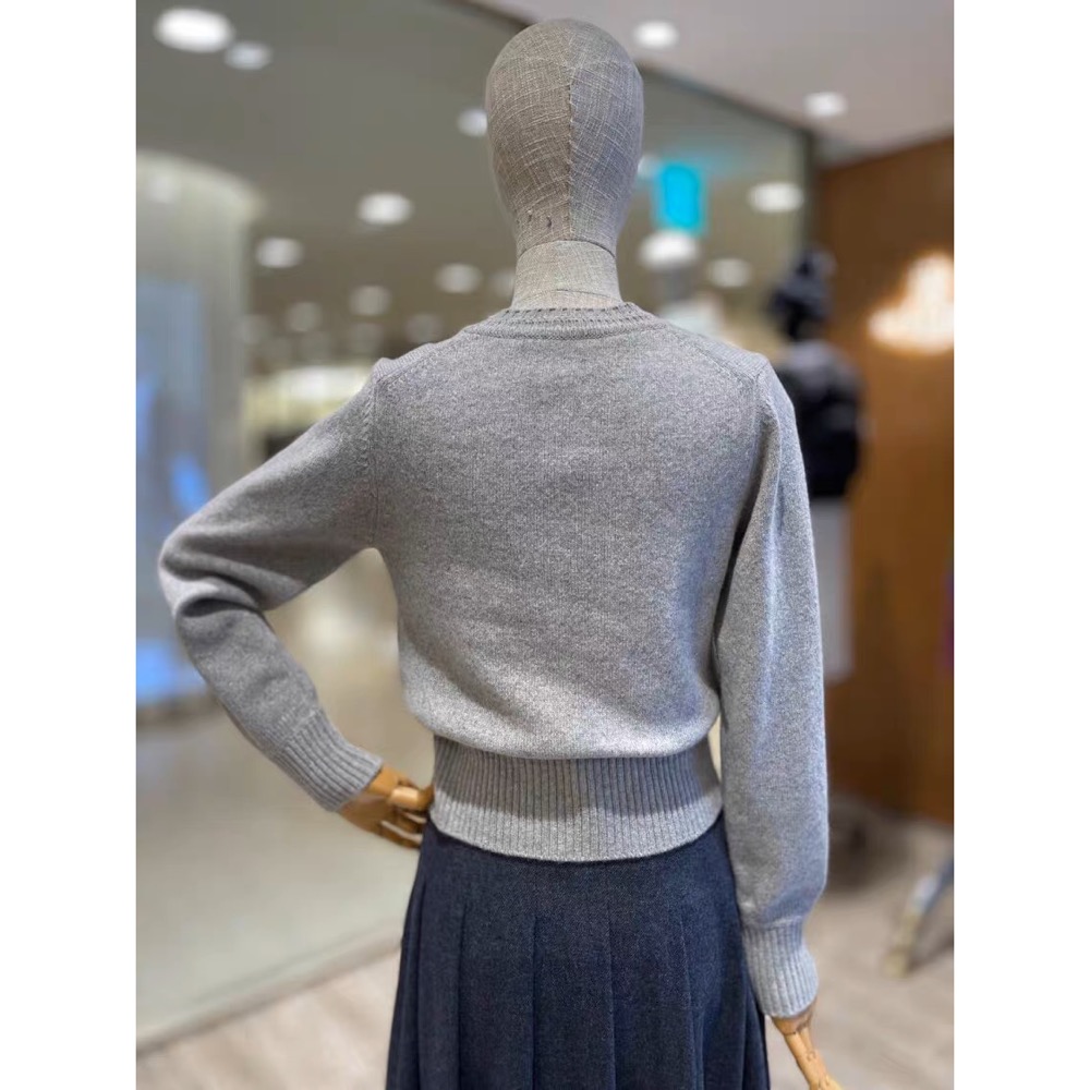 氣質系針織衫Vivienne Westwood 上衣 土星提花修身針織 吸睛撞色！日常氛圍感穿搭 時尚羊毛圓領套頭針織毛-細節圖3