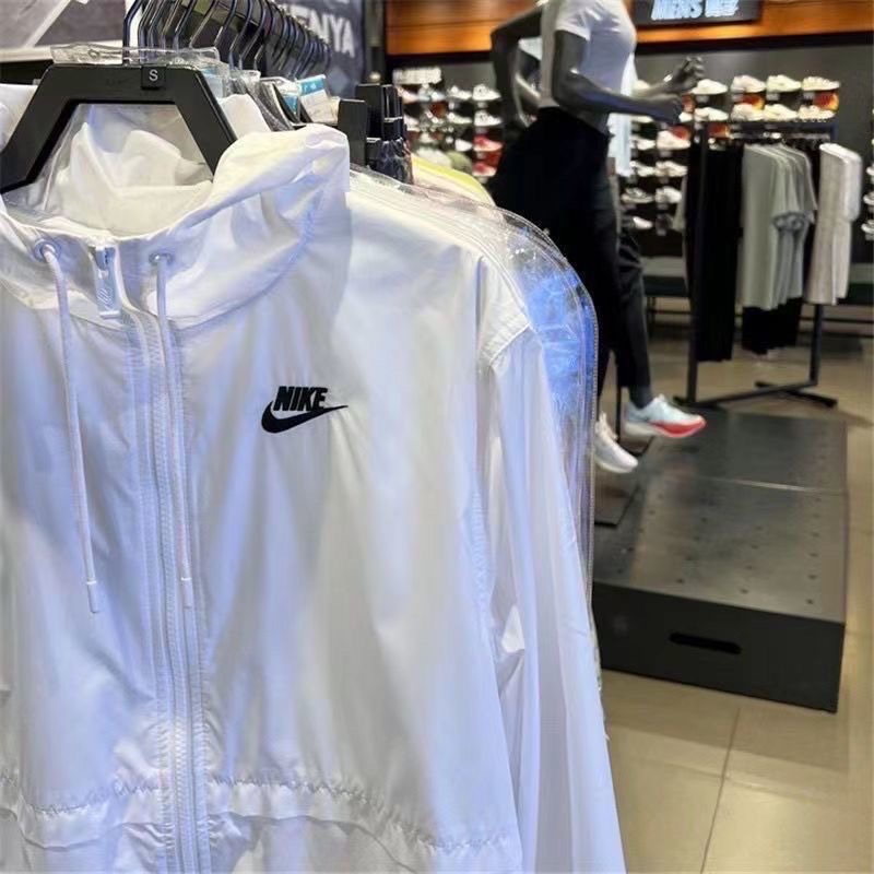 Nike 夾克 風衣 防風防曬 修身拉長比例 好氣質 好顯瘦好治癒❤️絕對百搭實穿拉鍊外套 四季防曬防風 輕薄透氣連帽 運-細節圖2