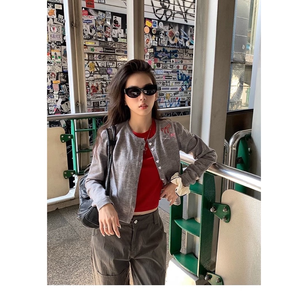 韓製針織外套 好溫柔小外套 針織衫 甜美蝴蝶結刺繡開衫 小眾精品很漂亮 薄款毛衣外套 外搭百搭很推👍-細節圖5