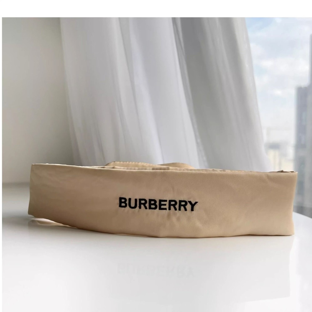 Burberry 髮帶 頭帶 髮束 洗臉帶 vip贈品禮稀有款 金色绸缎质感束发带漂亮禮經典logo刺繡 美品  ✔️國際-細節圖4
