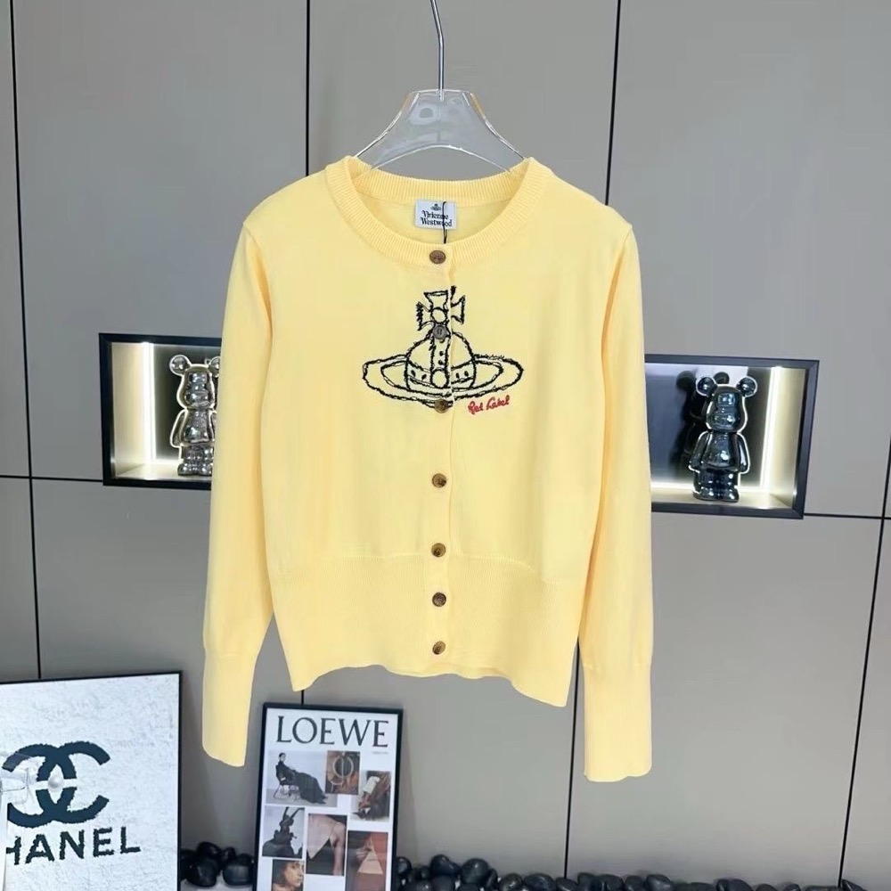Vivienne Westwood 針織外套 小外套  經典土星標識 別緻的塗鴉藝術 實穿百搭的針織開襟衫！  一個源自-細節圖10