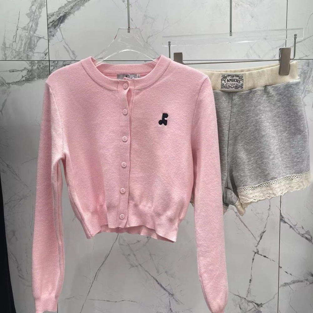 ￼韓國代購RR 針織外套 小外套  經典字母標識針織開衫 收腰顯瘦小性感Rest And Recreation  上衣褲-細節圖9