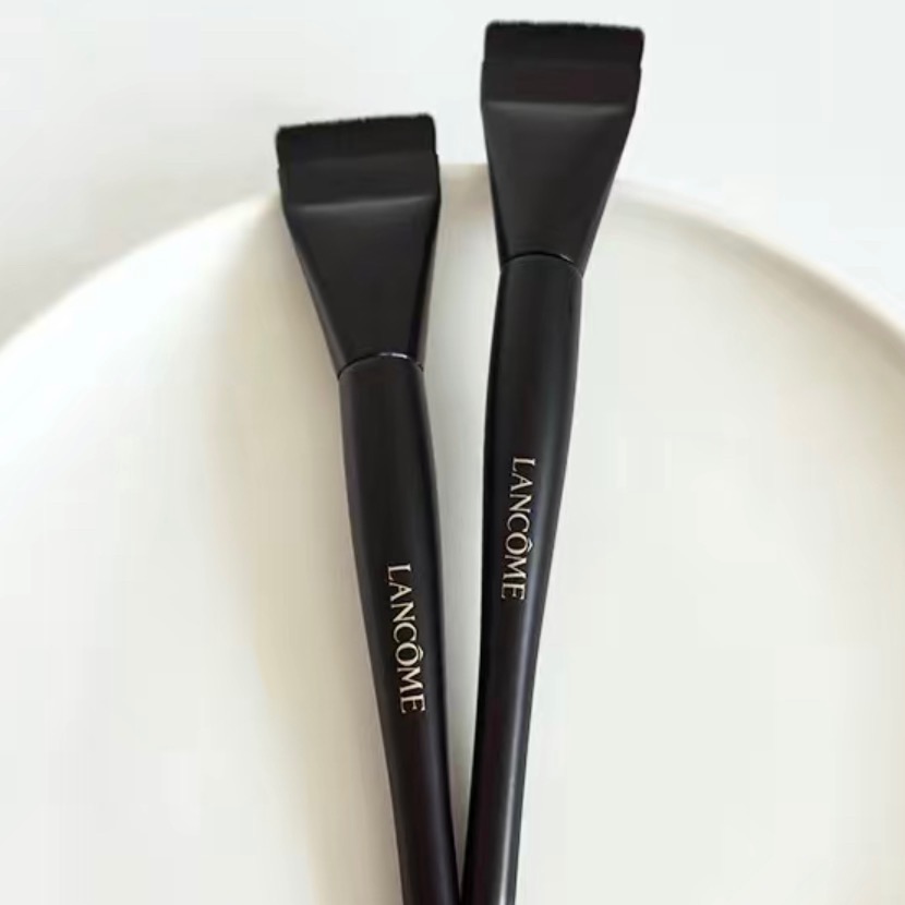 LANCOME蘭蔻 持妝粉底刷一字刷 肌膚之鑰蜜粉撲定妝 纪梵家仙女便携散粉刷腮红刷  各390  ✔️ 國際運送約十幾天-細節圖7