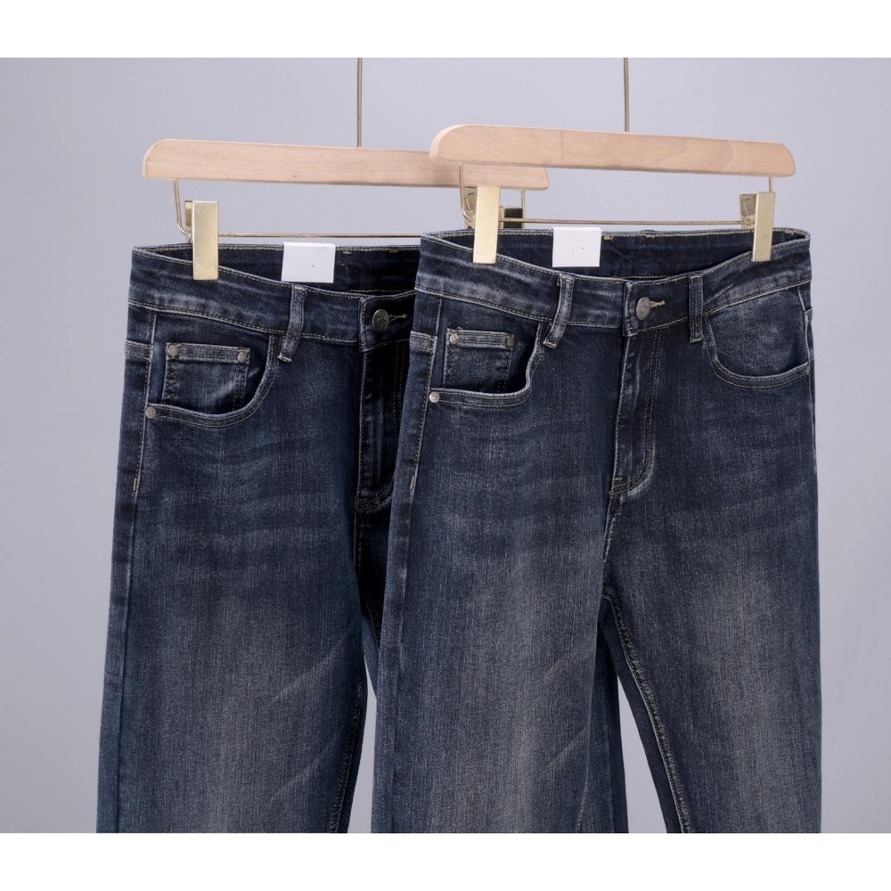 CK男士春季新款牛仔褲，彈力穿著得體不束縛，商務休閒款，日常通勤，利落又舒服。  立體裁剪，小直筒版型，舒適，透氣，不易-細節圖3