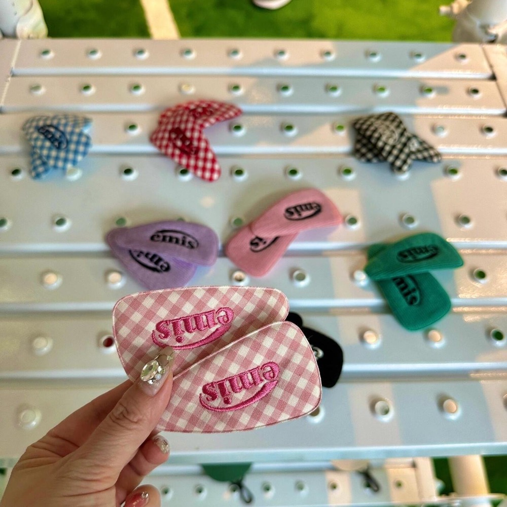 韓國emis 髮夾 l清新Q萌格子 劉海夾BB夾發夾女碎發夾 一對  ✔️ 國際運送約十幾天，可以等待再下單，謝謝  ✔️尺-細節圖3