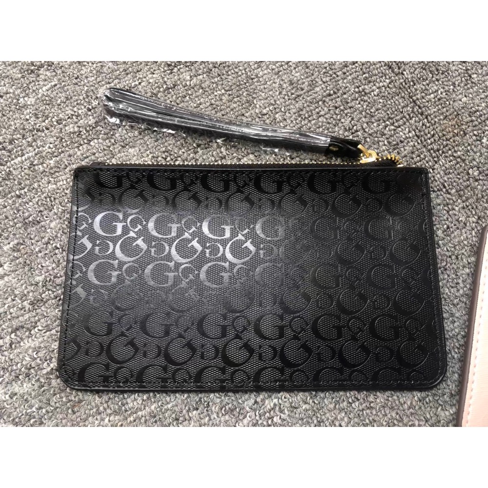 Guess 經典印花字母手机包零钱包手提包手挽包皮夾手拿包 經典老花好氣質 實用🌿  ✔️國際運送約十幾天，可以等待再下單-細節圖9