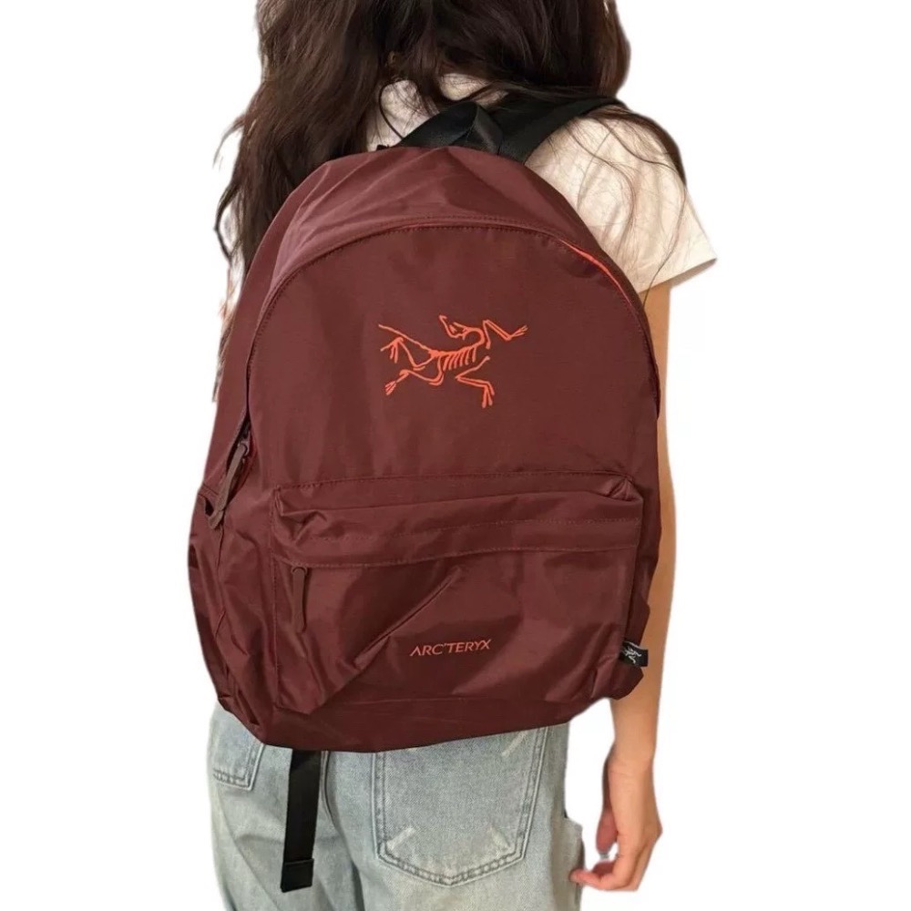始祖鳥 後背包 雙肩包 韓國博主圈的新寵兒——Arcteryx Heliad 25L，快適乾防水雙肩背包 清新百搭實用！-細節圖4