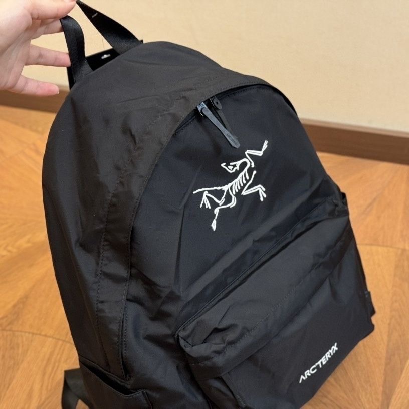 始祖鳥 後背包 雙肩包 韓國博主圈的新寵兒——Arcteryx Heliad 25L，快適乾防水雙肩背包 清新百搭實用！-細節圖7