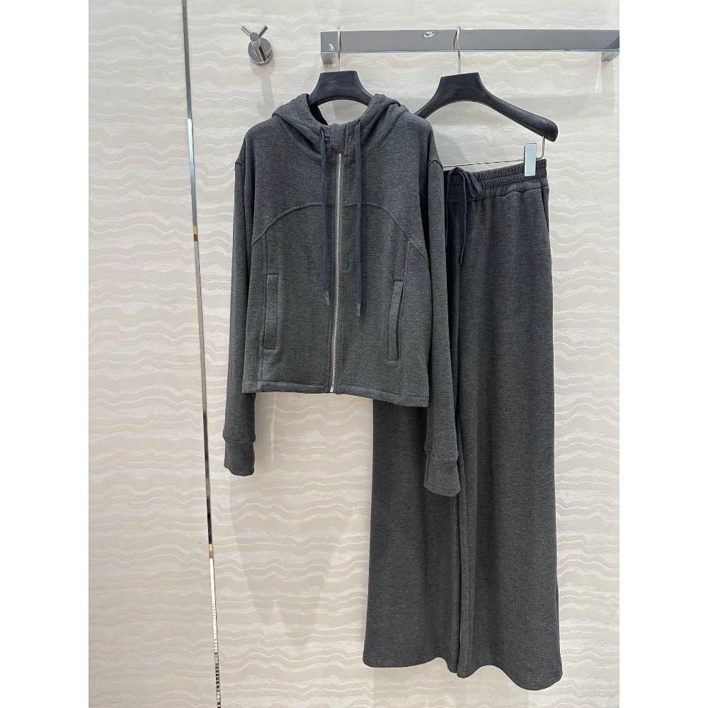 大王 套裝 連帽外套 休閒褲 闊腿褲 Alexander Wang 甜味減齡運動少女 連帽衛衣外套 搭配超長直筒褲一套絕-細節圖9